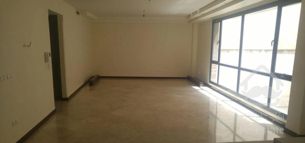 آپارتمان نوساز و شیک و خوش نقشه