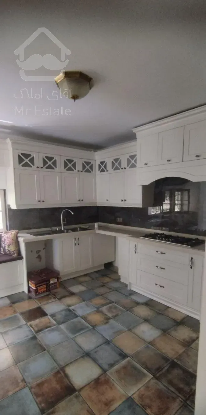 ۱۸۵متر / ۳ خوابه / کوچه مشجر/  فول بازسازی