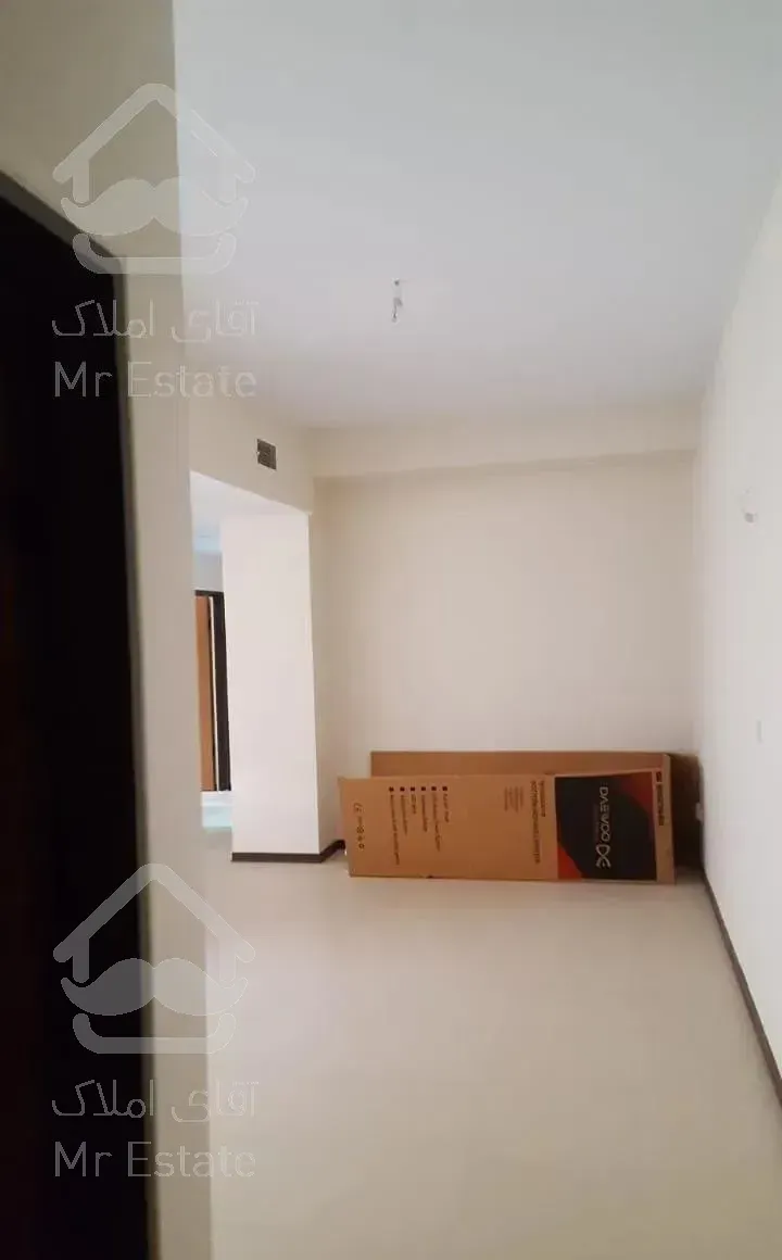 آپارتمان ۱۳۳متر کلیدنخورده ویو کوه آبشاربدون مشرف