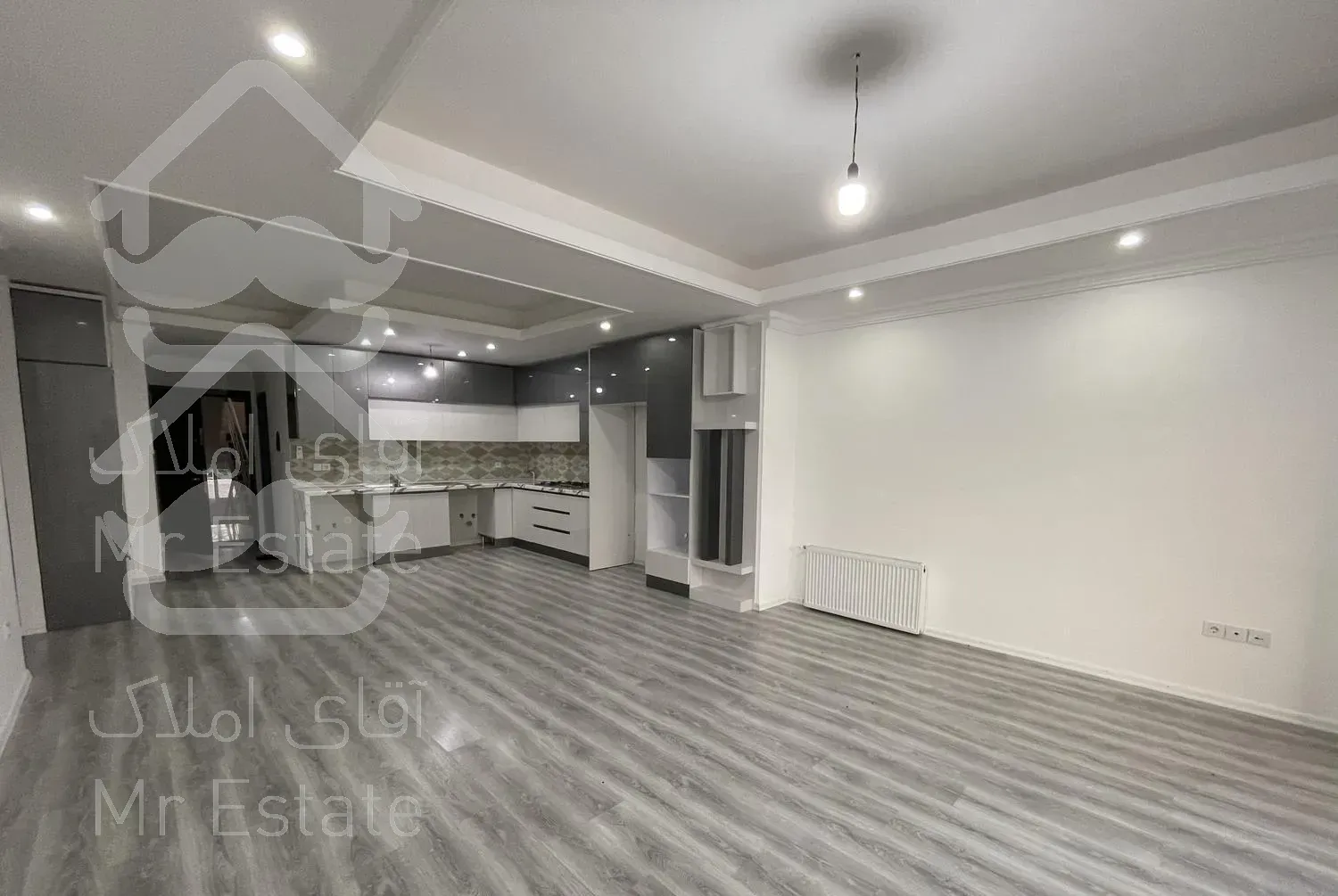 آپارتمان ۱۱۰ متری فول سند تک برگ در رادیودریا