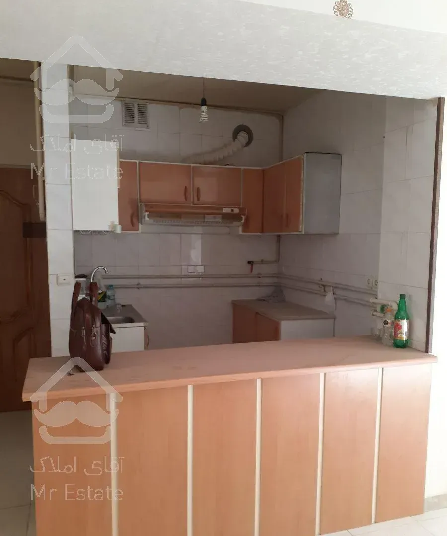 آپارتمان ۶۰متری یه خوابه،کاغذ دیواری