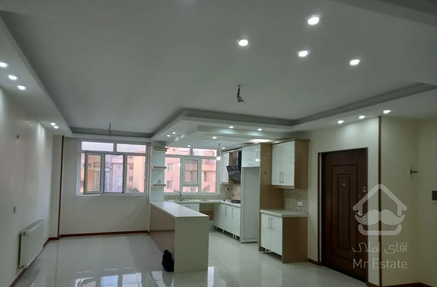 آپارتمان،  ۲ خواب،  ۱۱۵ متر، تک واحدی،  شادمهر