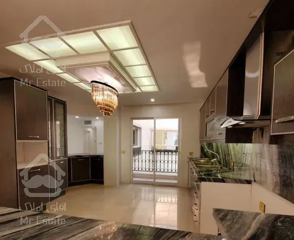 کامرانیه ۲۰۰ متر ۳خواب تک واحدی آپارتمان یا معاوضه