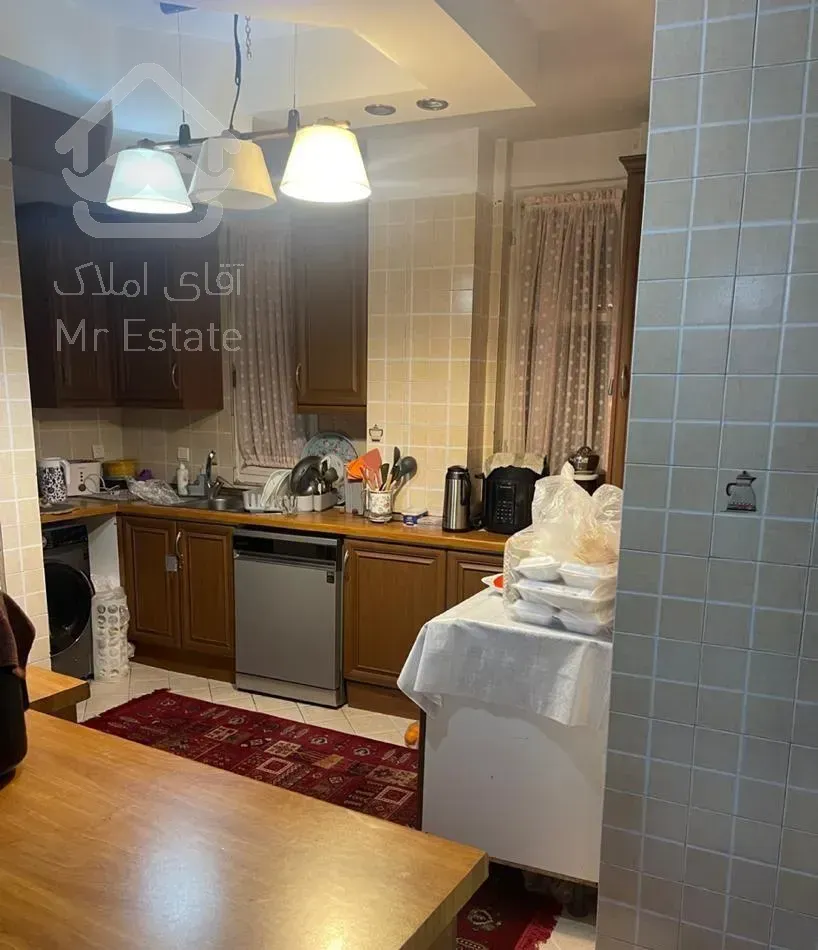 فروش آپارتمان ۱۱۷ متری ۳ خوابه در قلهک