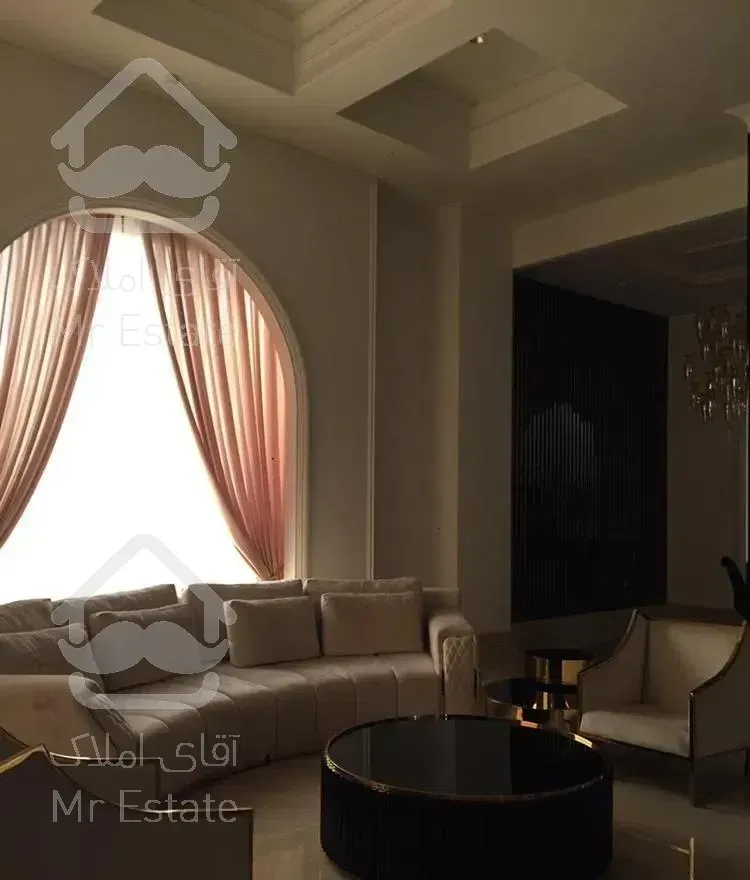 قیطریه چند قدمی پارک ۲۲۰ متر