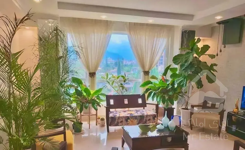 فروش اپارتمان 135 متر طبقه4 نزدیک دریا ویو کوه