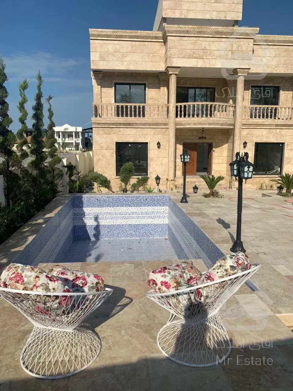 فروش ویلا ۵۰۰ متری