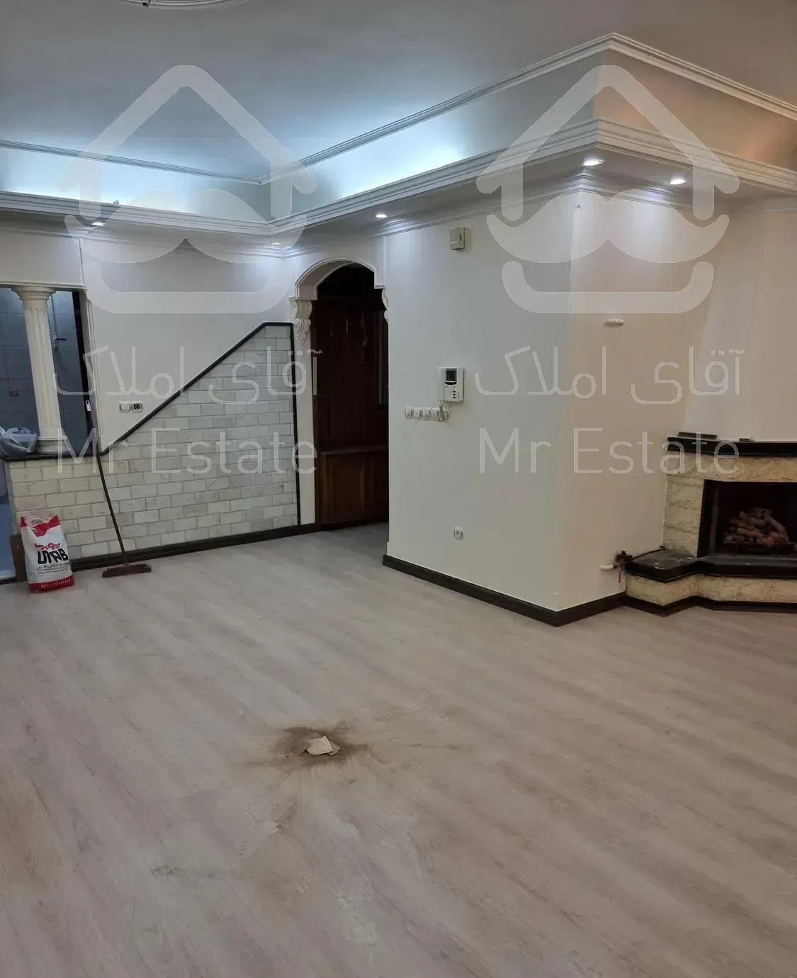 آپارتمان ۱۶۵ متری ۴ خوابه