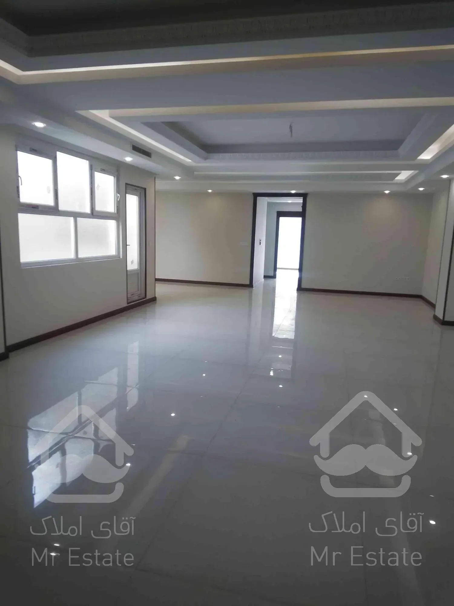 خرید  آپارتمان  سه خوابه صادقیه