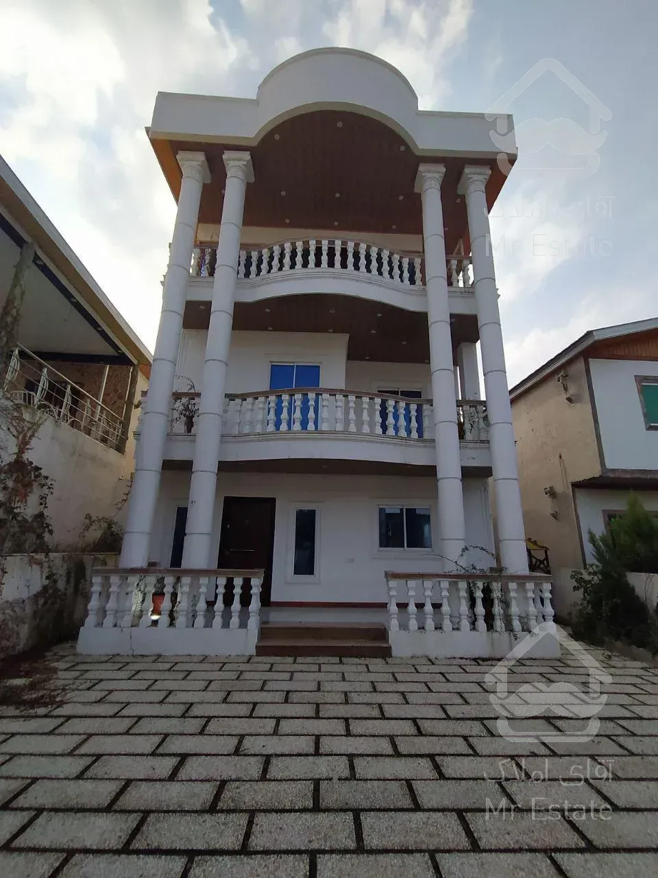 فروش ویلا تریبلکس