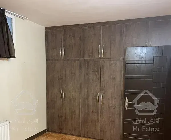 110 متر / 2 خواب / خ میر / حیاط اختصاصی