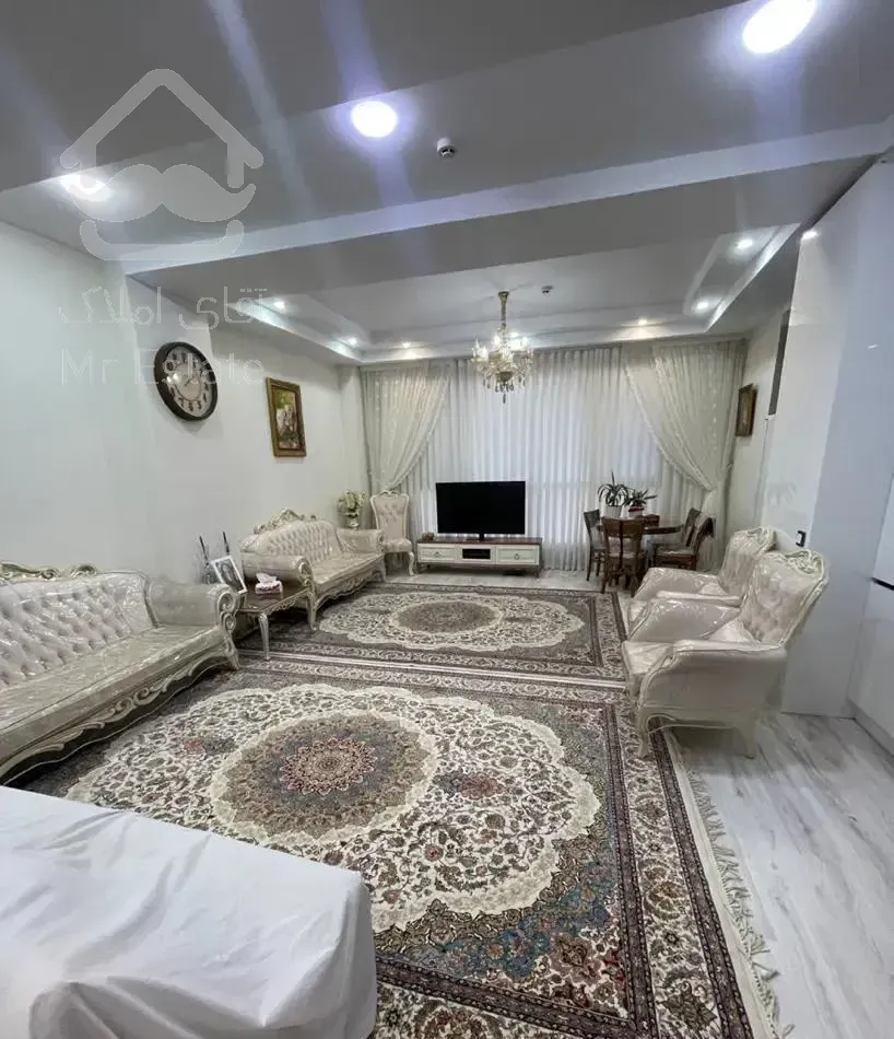 رهن کامل ۸۵ متری / تک واحدی / یکسال ساخت