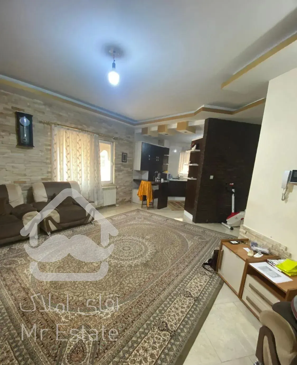 آپارتمان۸۱متری-خ شهدای گمنام-نزدیک به ساحل