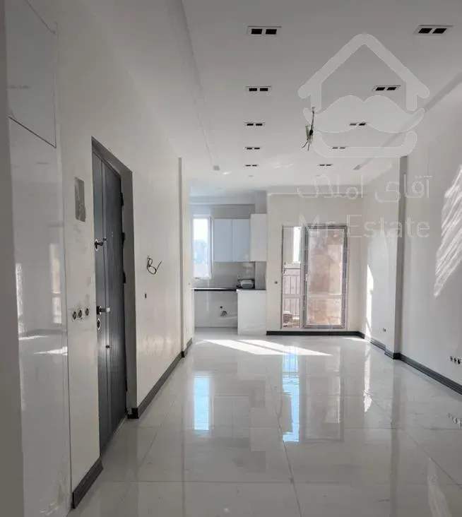 ۷۹متر کلید نخورده/دوخواب/سازه اسکلت/بینظیر درمنطقه