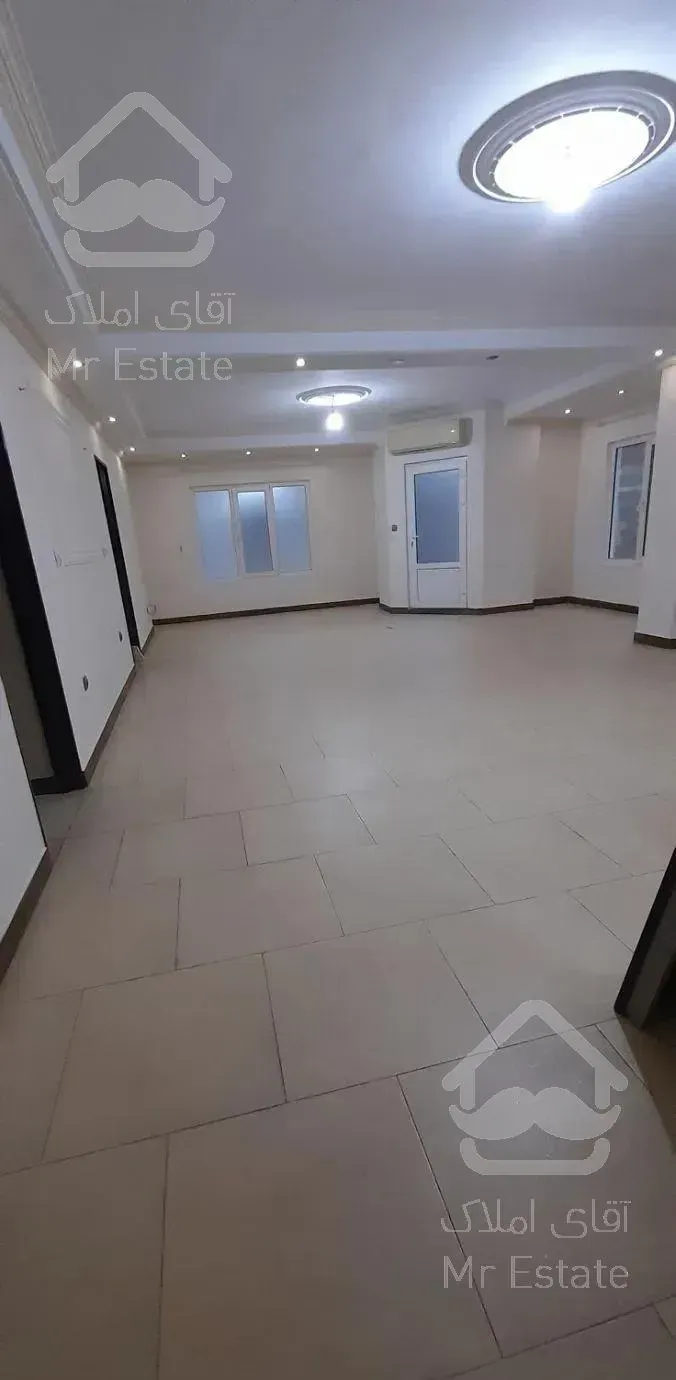 آپارتمان تمیز ۱۴۰ متر تکواحد ۳ خواب منطقه بخشی