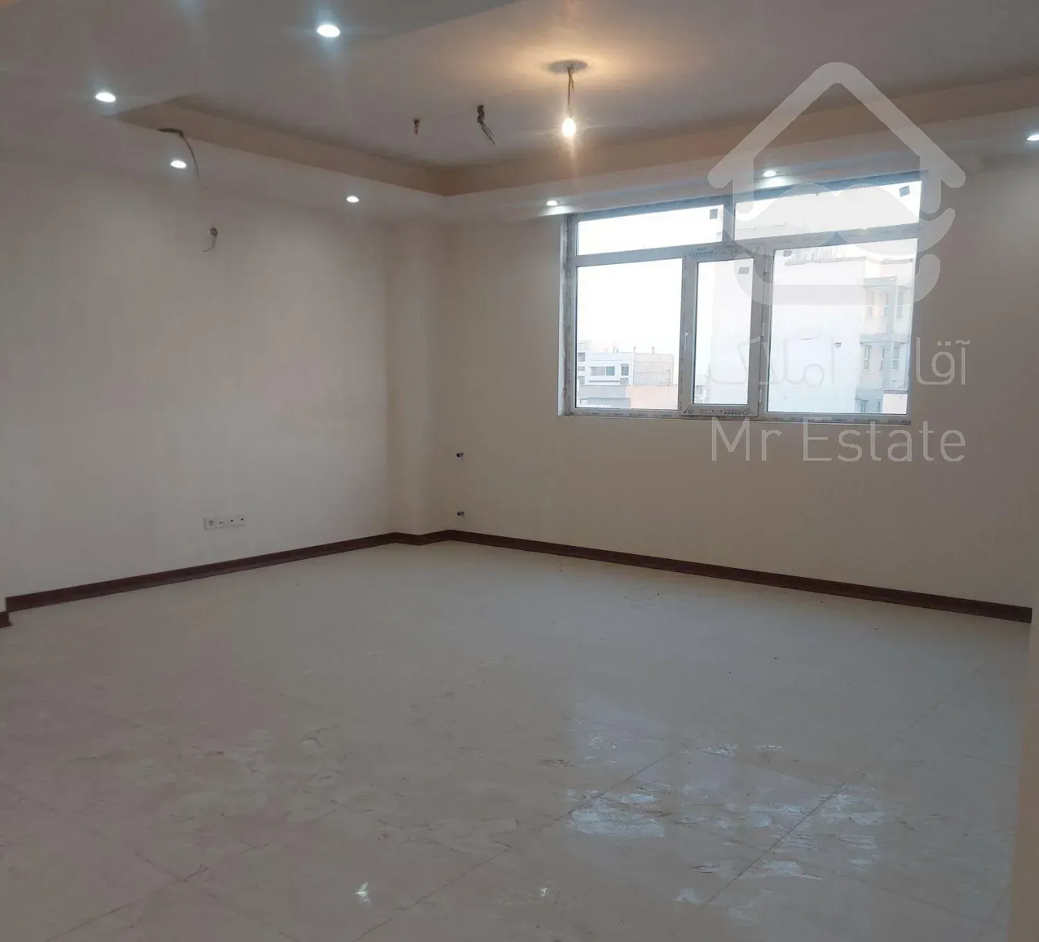 ۱۲۰ متر نوساز ۲ خوابه پارکینگ خ یاخچی‌آباد