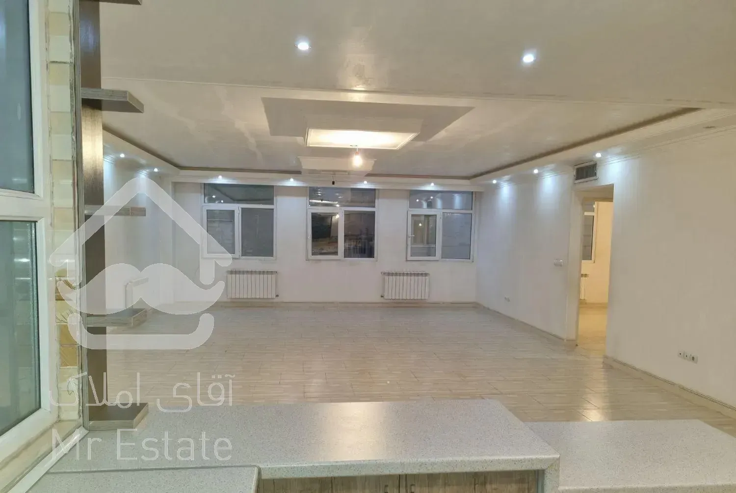 ۱۳۰متر آپارتمان شادآباد کوی۱۷شهریور اول جنوبی