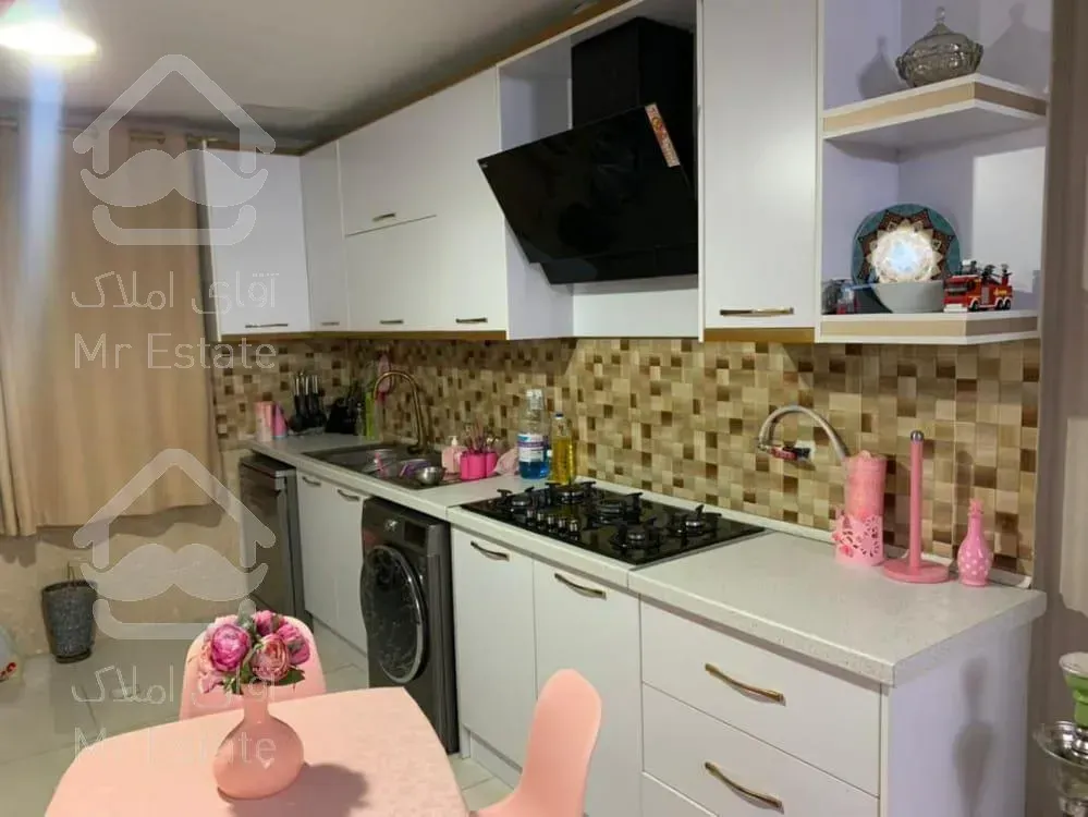 104 متری دریاچه چیتگر فول امکانات