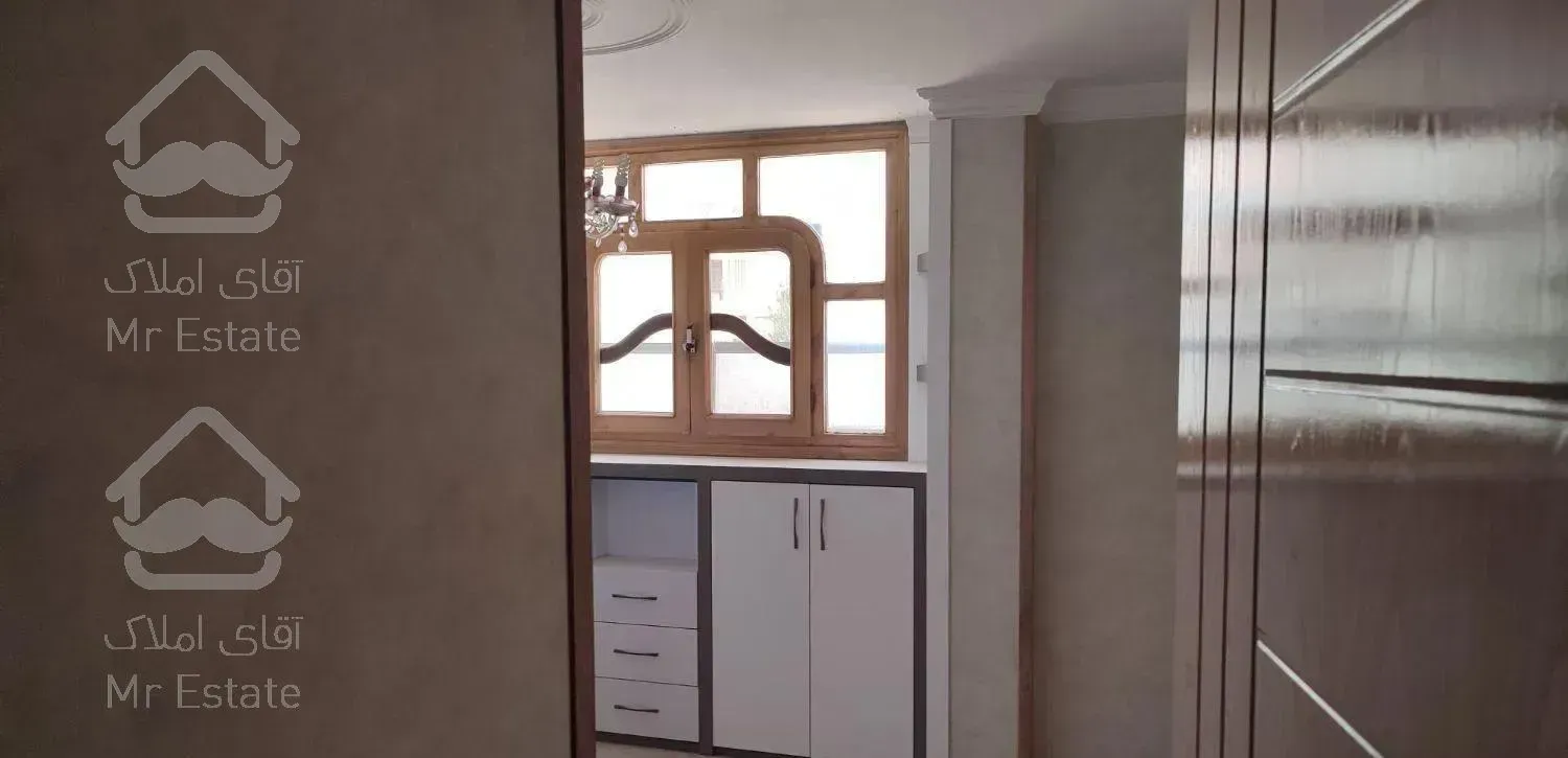 اپارتمان 120متری /لاله شرقی/پرنور.