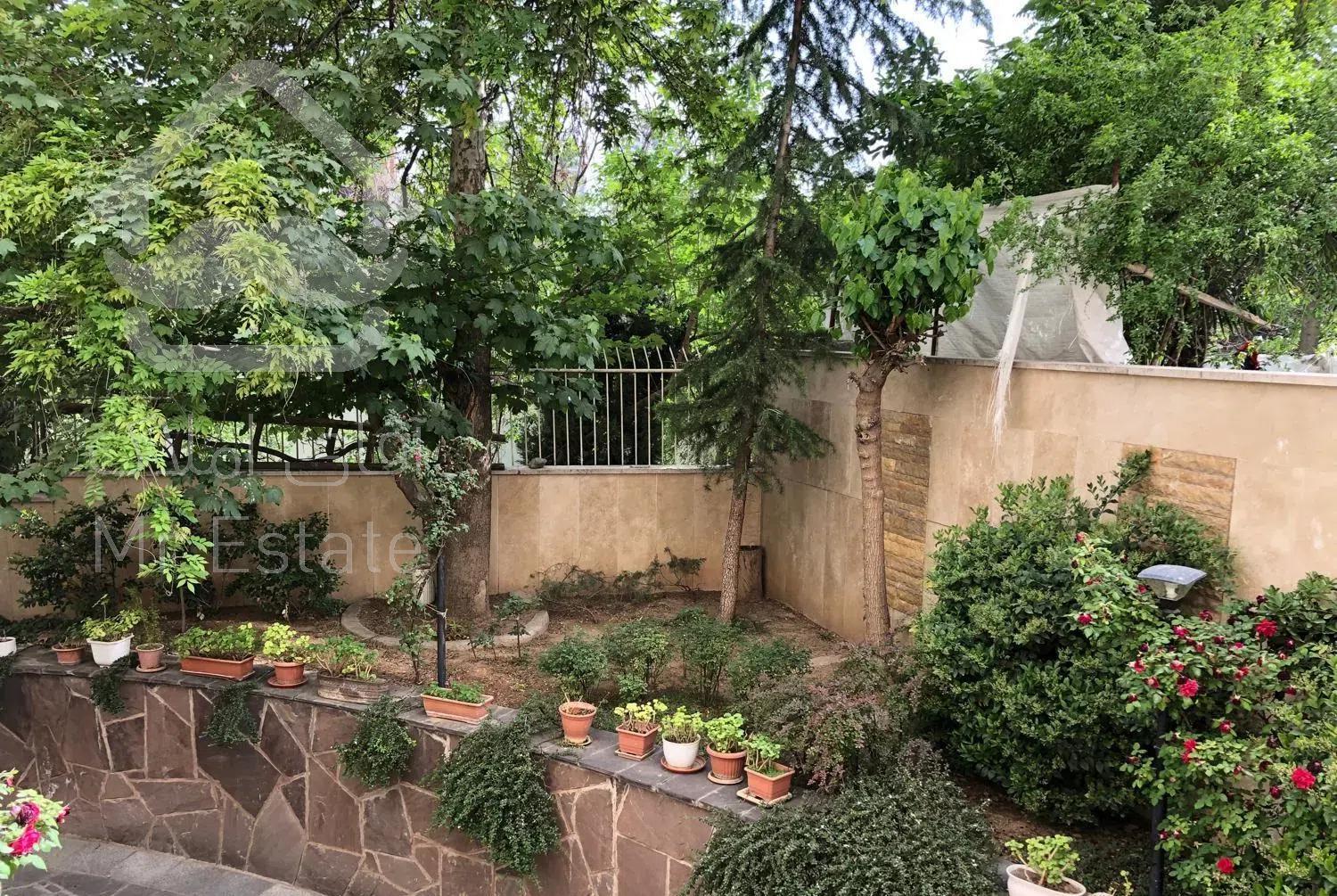 الهیه ١٨٥ متر 3 خواب ١٠ ساله