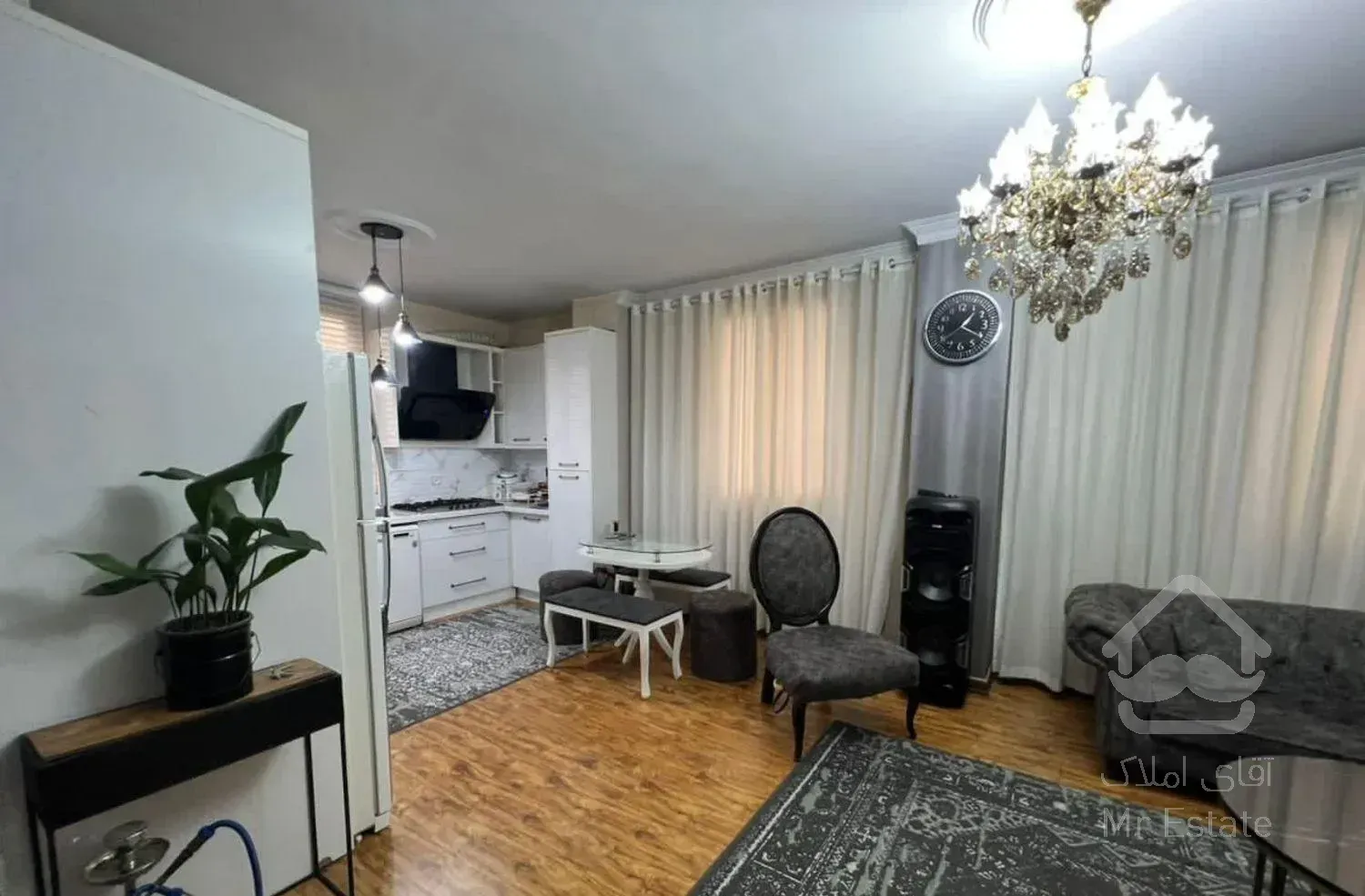 ۶۵متر/سرتاسر پنچره/فول باسازی/مالک منعطف/لشگر