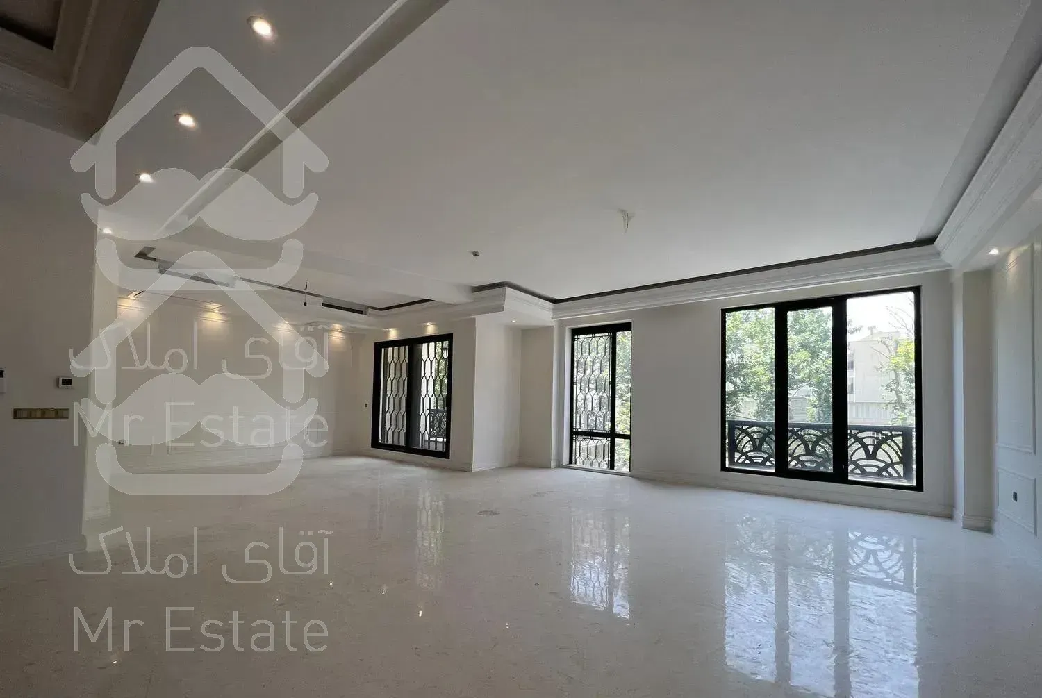 ۲۸۰ متر ۴ خواب/دروس/فول مشاعات/۴ پارکینگ سندی