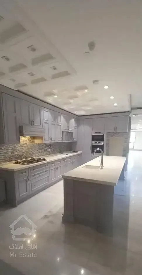 محمودیه ۲۴۰ متر ۳ خواب