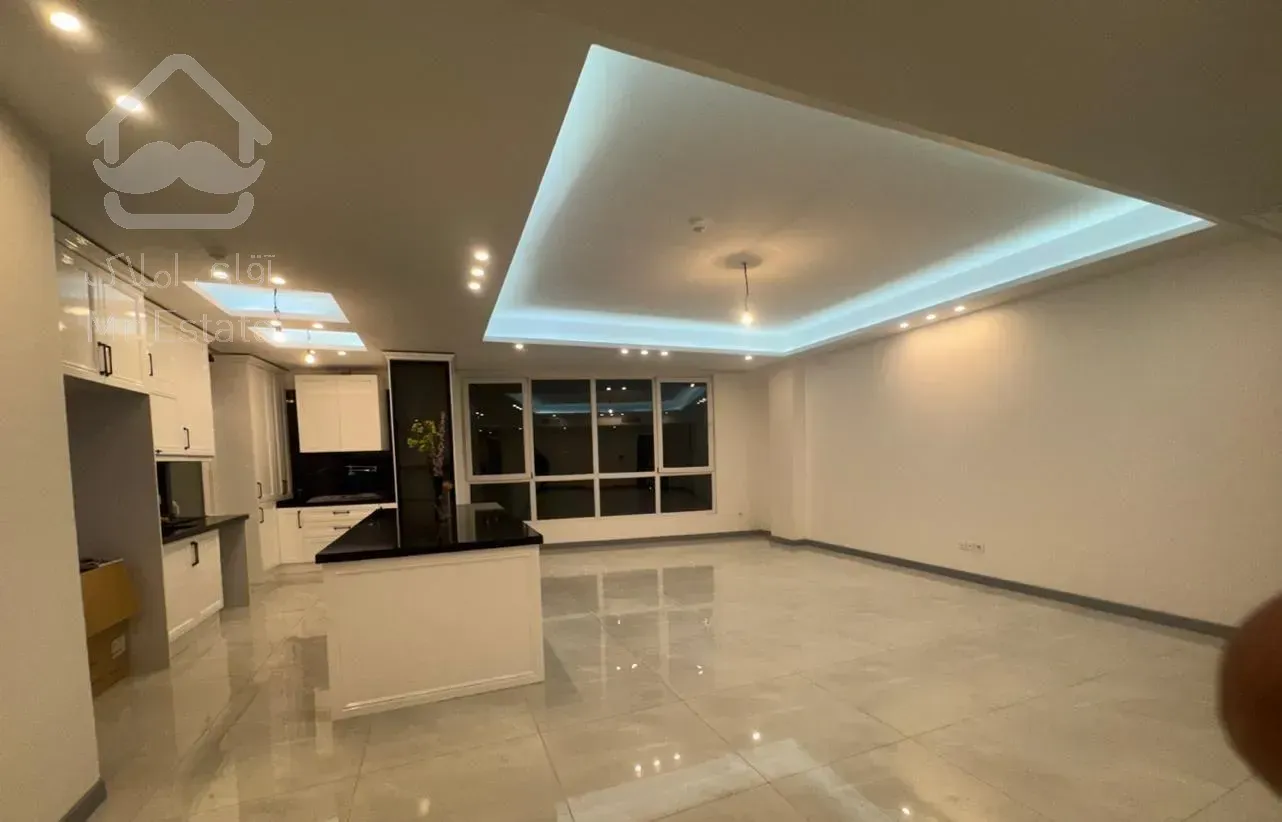 ۹۰مترنوساز سالن پرده خور فول فلکه اول صادقیه