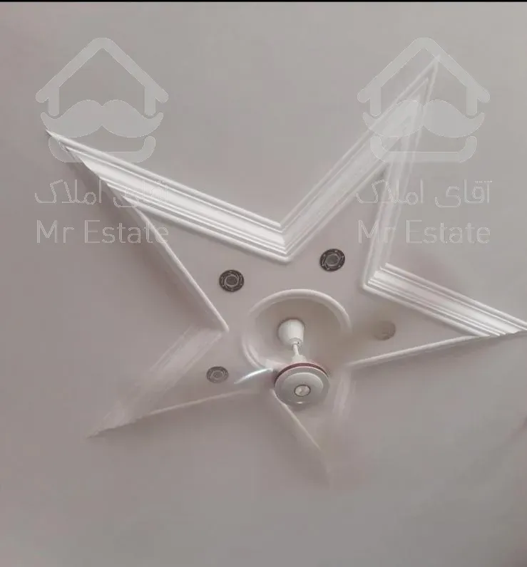 گچکاری و لکه گیری