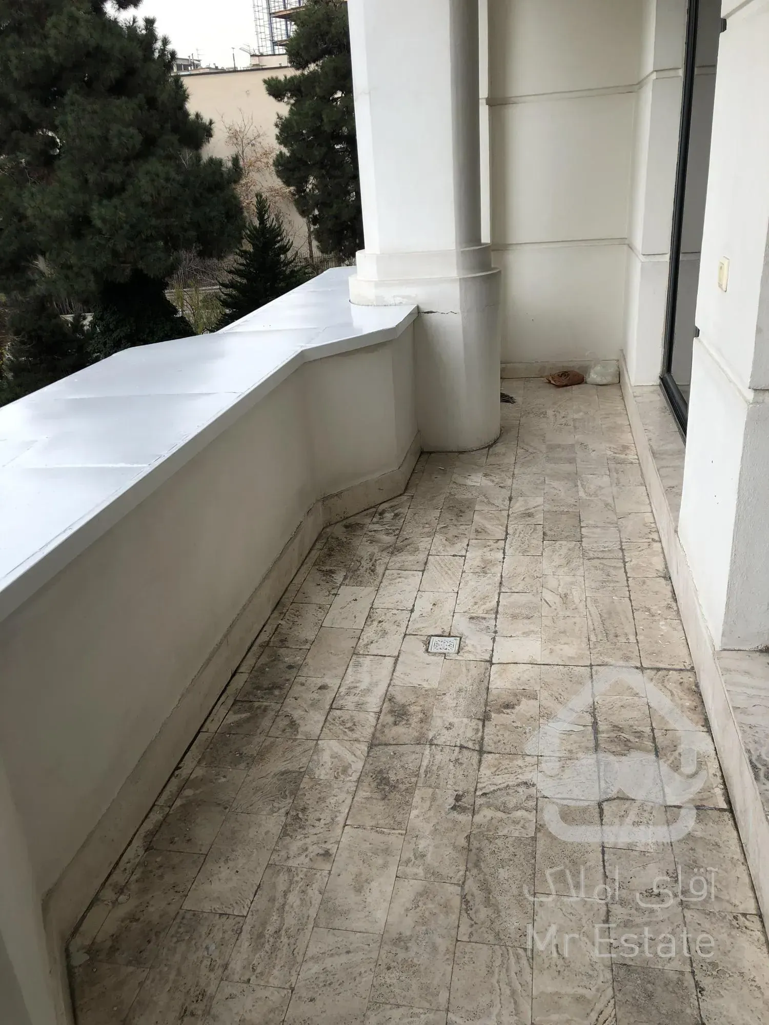 رهن و اجاره آپارتمان ۲۲۰ متری ۳ خوابه فرمانیه