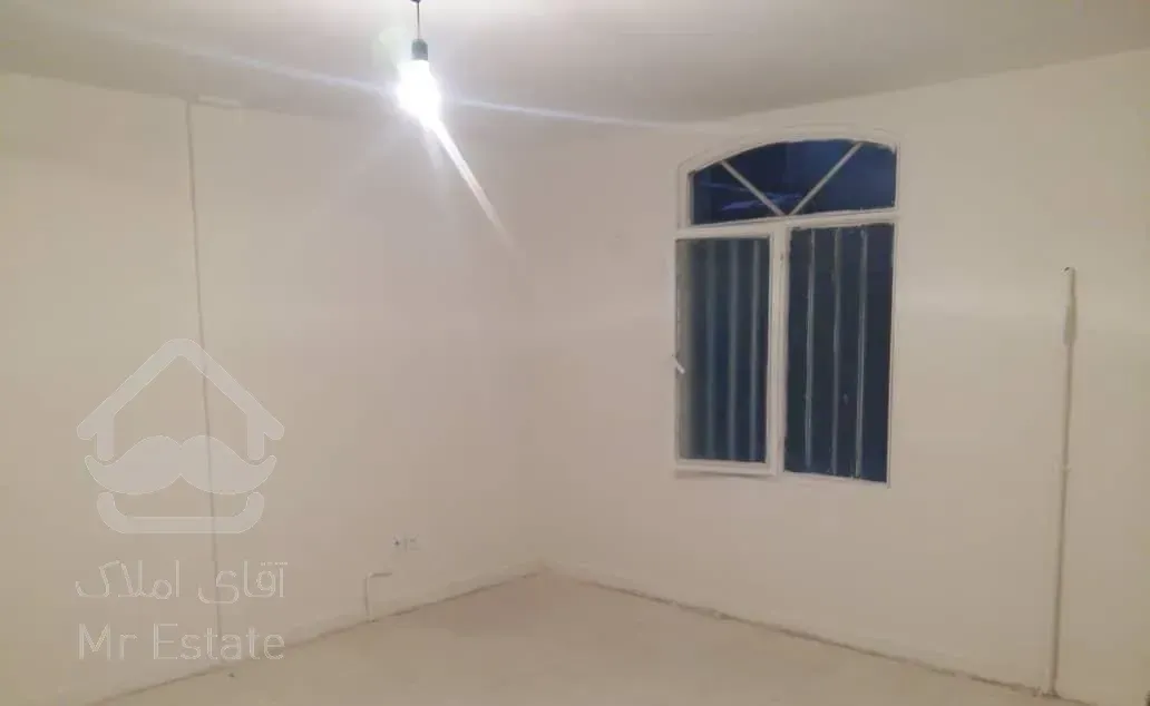 ۵۰ متر/ تک واحدی / بازسازی شده / سرمایه گذاری