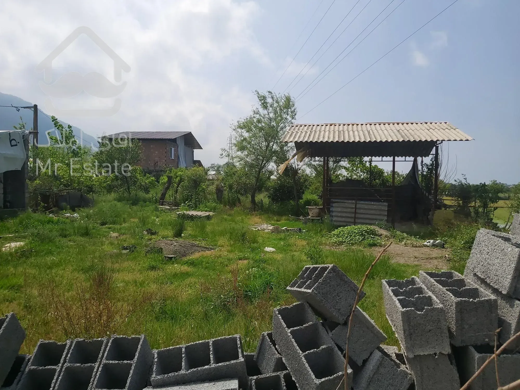 زمین با موقعیت عالی