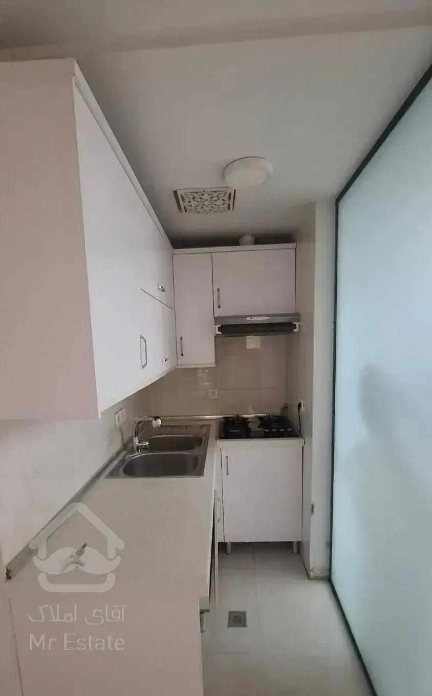 تجریش ۵۰ متر یک خوابه نور مستقیم