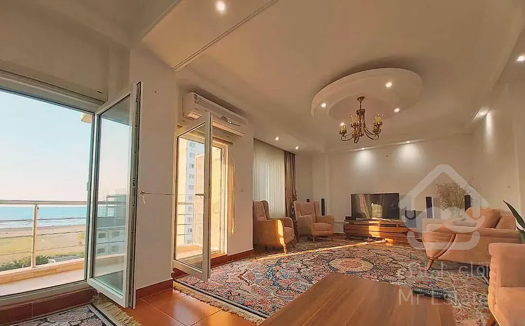 فروش آپارتمان ۱۶۰ متری ویو ابدی دریا ف  و  ر   ی