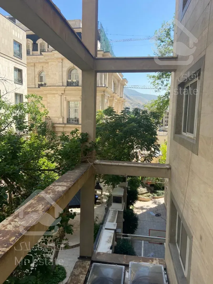 اجاره و رهن آپارتمان زعفرانیه 220  متر شیک