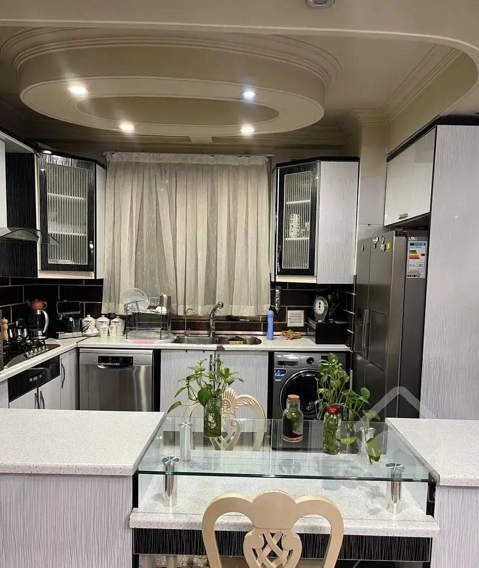 ۹۰ متری ۲ خوابه جلفا ۲ خواب