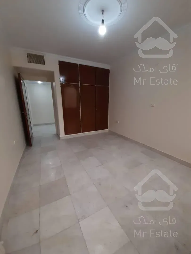 اجاره و رهن آپارتمان زعفرانیه 175  متر شیک