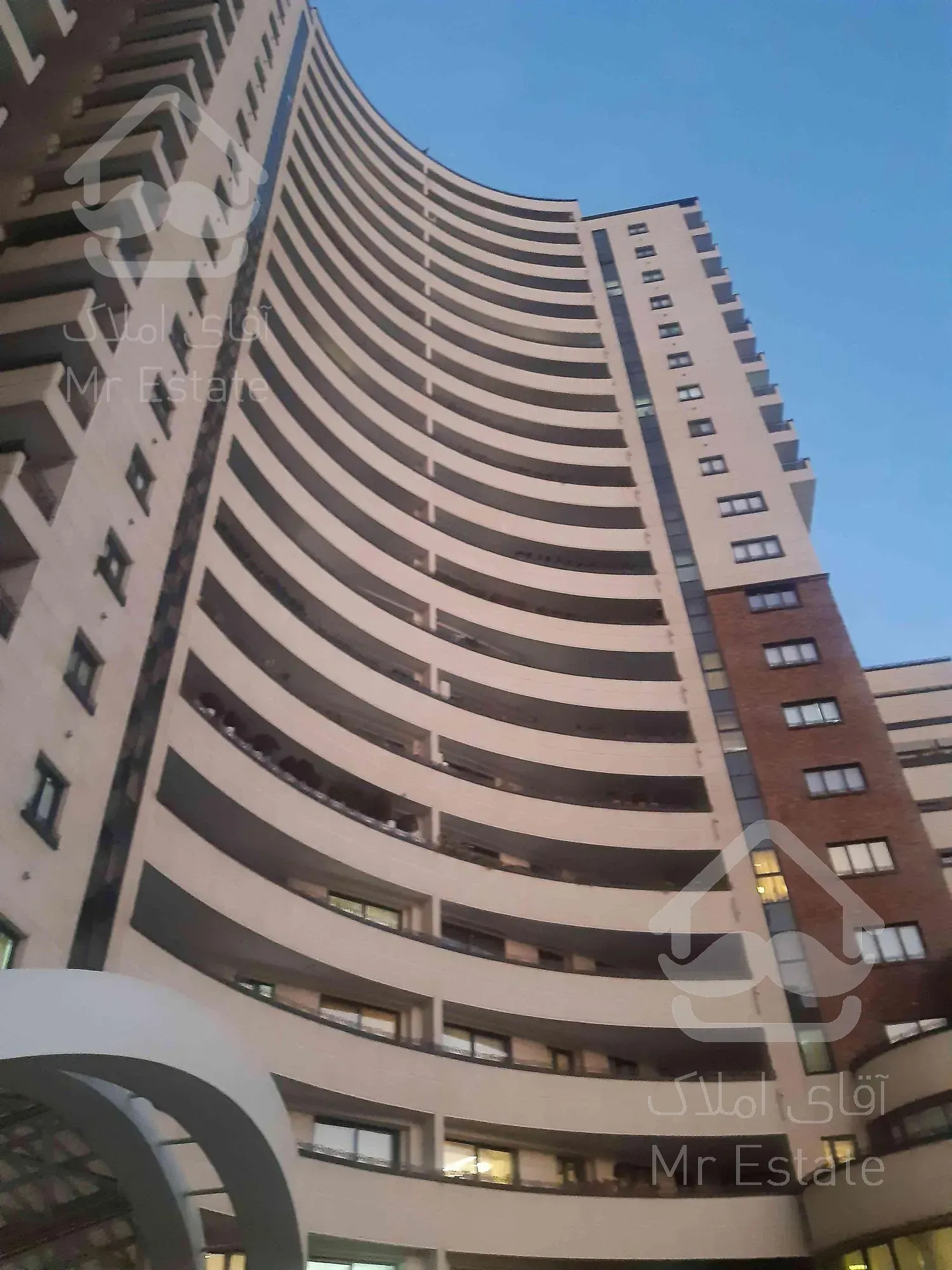 ۱۵۰ متری ۳خوابه برج دوقلوی المپیک