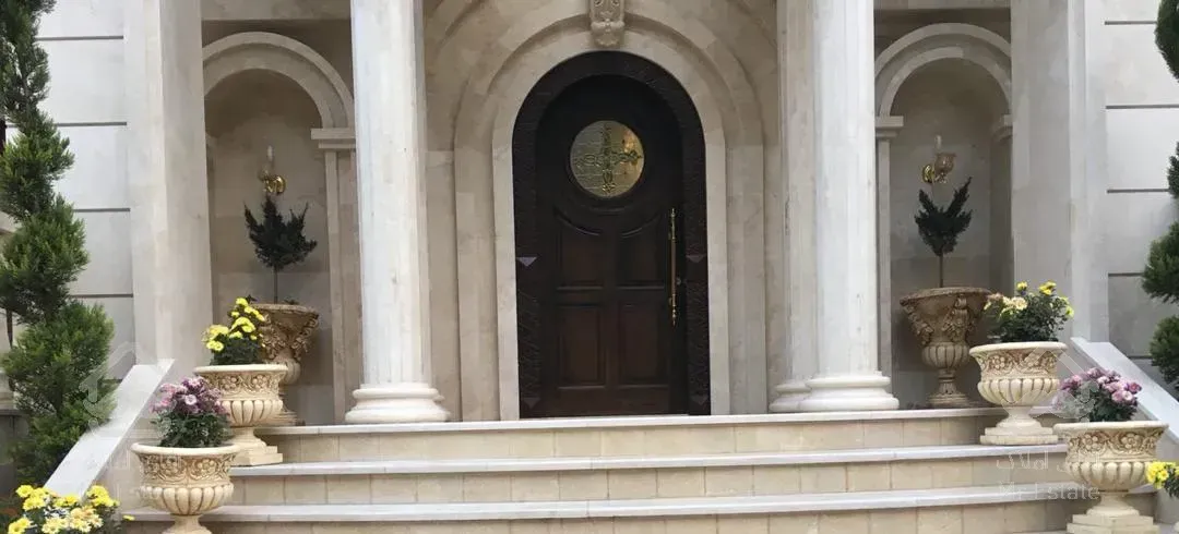 ۱۱۵متر سازه برنده    مشاعات فول    لوکیشن برند