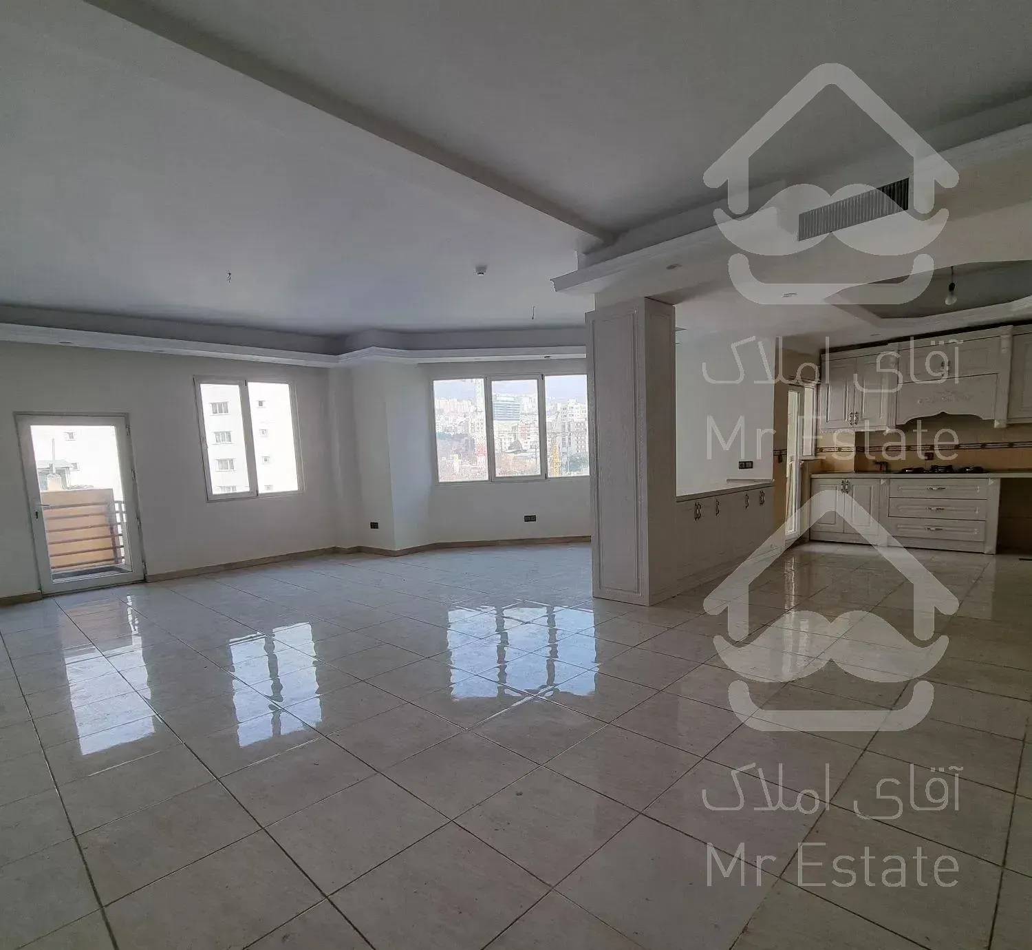 ۱۵۵ متر سه خوابه ازگل **برج گل رز**