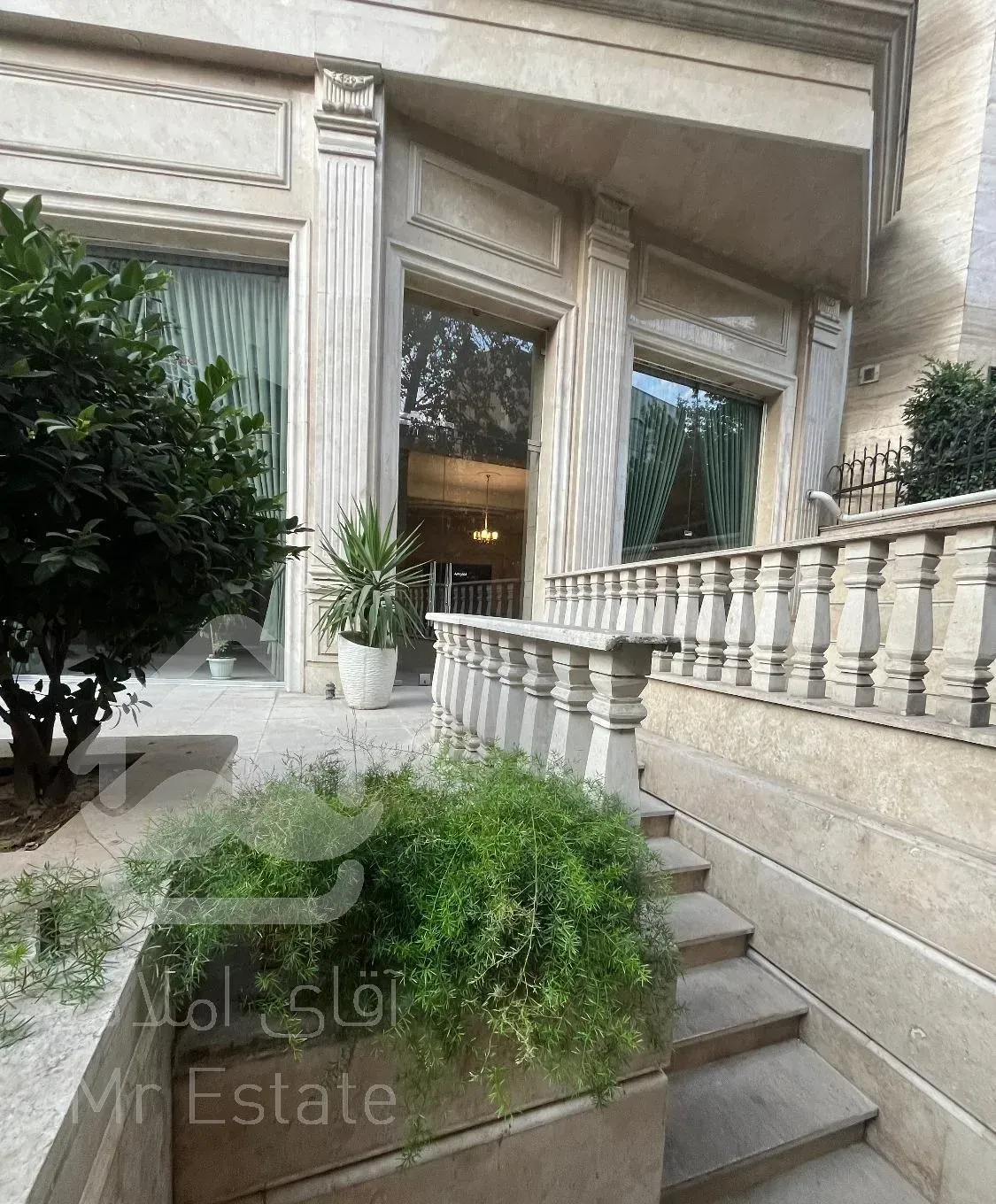 85 متر دو خواب/نوساز/سند اوقاف/فرمانیه غربی