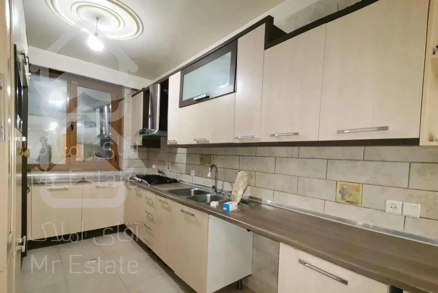 98 متر. تک واحدی. اسکندری شمالی. فرصت