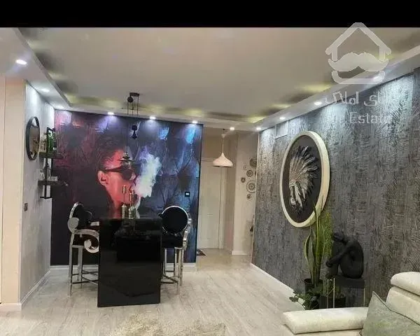 واحد ۸۷ متری فول