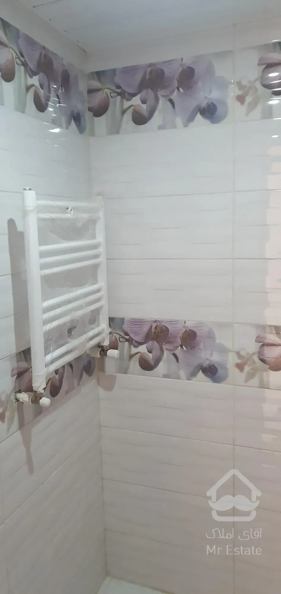 ۸۲متر واحد در خیابان گاندی مجتمع ۲۰ واحدی