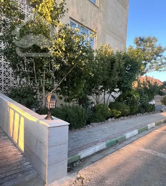 فروش آپارتمان ۹۰ متری ۳ خوابه کوهپایه