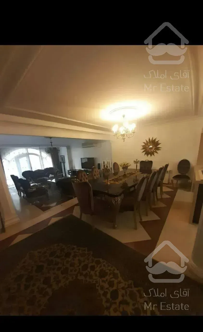 ۳۰۰ متر سه خواب دزاشیب