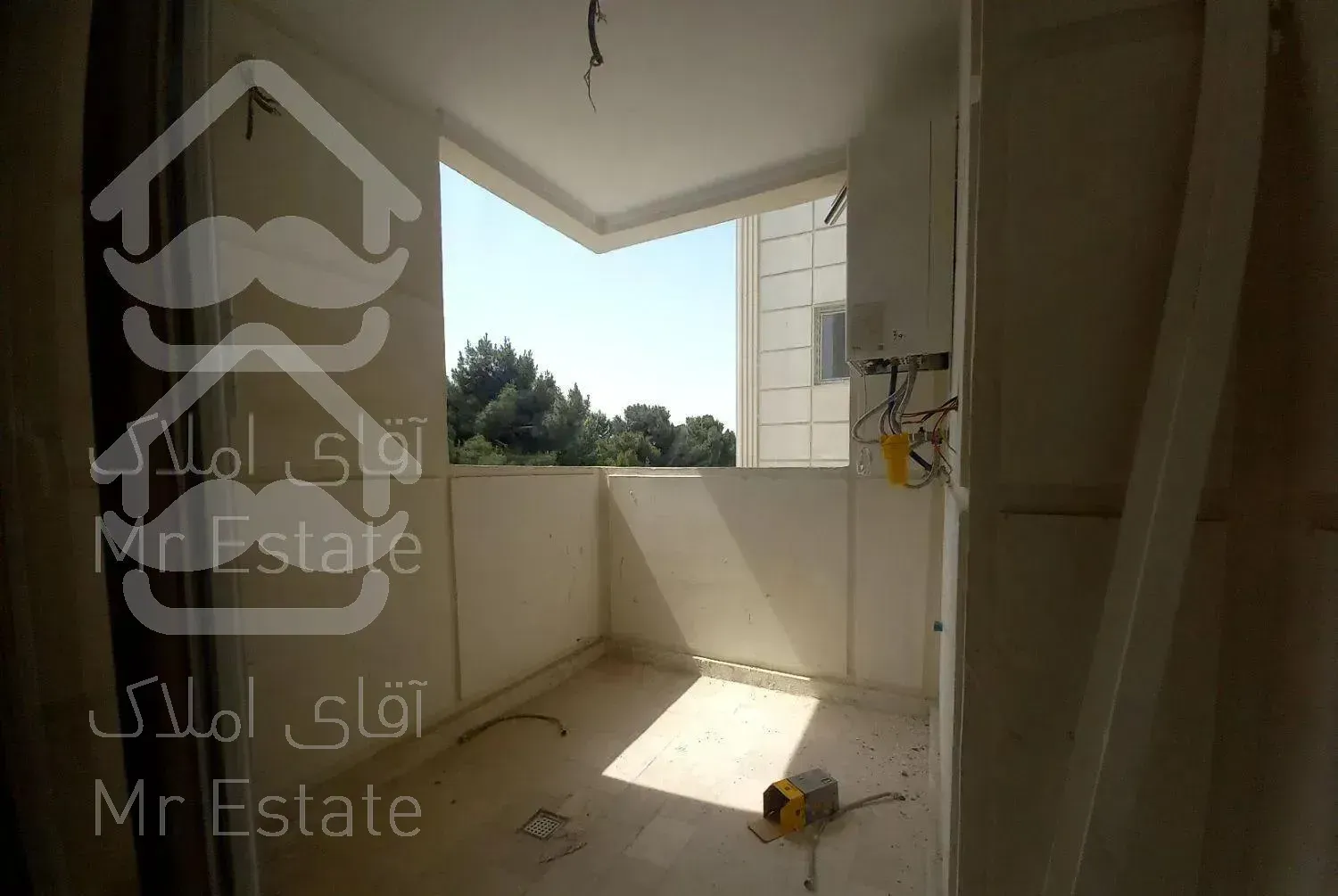 برج باغ مجلل/ سابیر ۸۵ متر فول