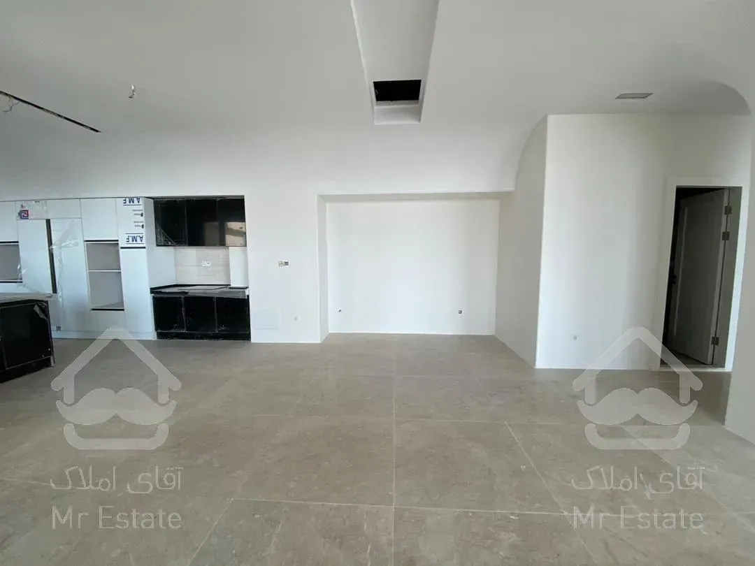 فرمانیه٢٤٠متر٣خواب{سنبل}لابی+مشاعات+٤ساله+٢p