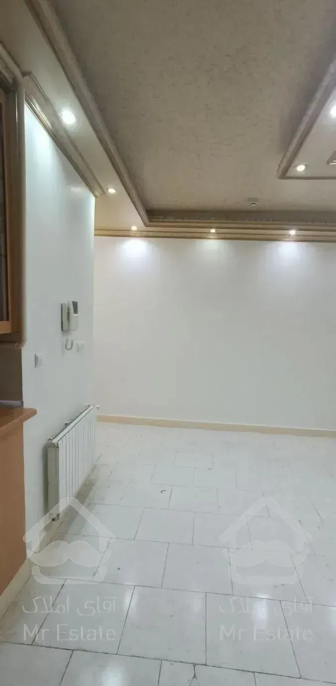 ۸۰ متر دو خواب در  لوکیشن منطقه۲۲ میدان ساحل