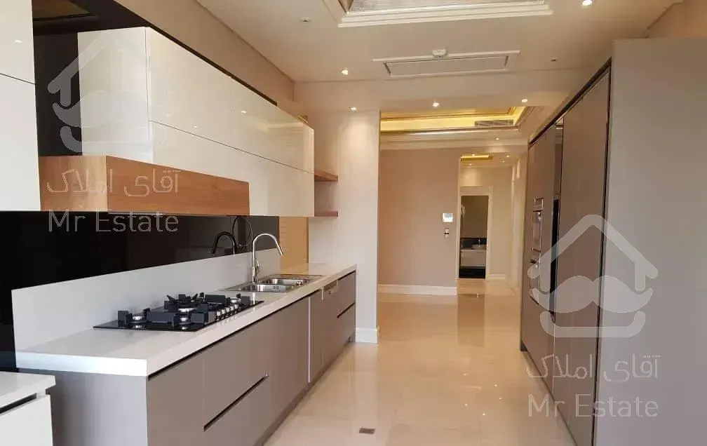 ۲۱۷ متر نوساز از فرزاد دلیری